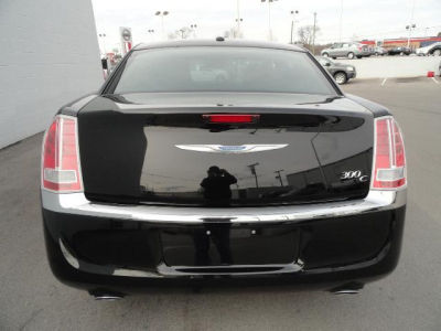 2012 Chrysler 300C  Base