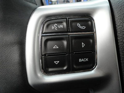 2012 Chrysler 300C  Base