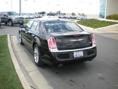 2012 Chrysler 300C  Base