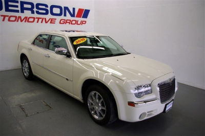2010 Chrysler 300C  Base