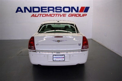 2010 Chrysler 300C  Base