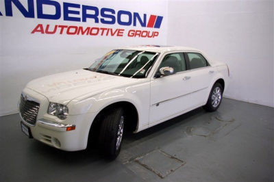 2010 Chrysler 300C  Base