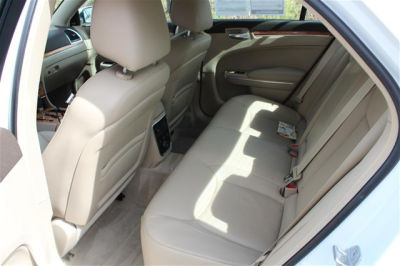 2012 Chrysler 300C  Base