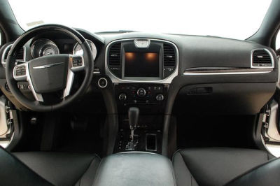2012 Chrysler 300C  Base