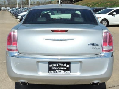 2012 Chrysler 300C  Base