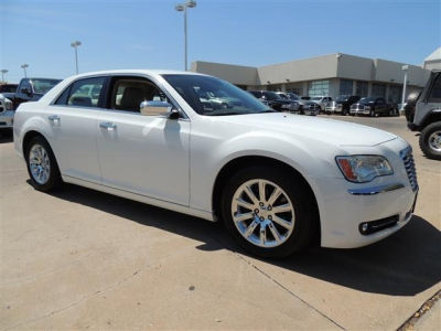 2012 Chrysler 300C  Base