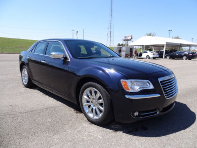 2012 Chrysler 300C  Base