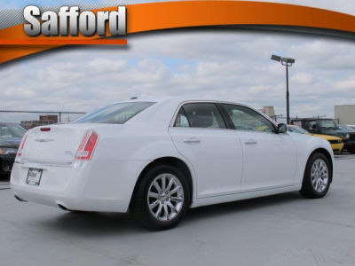 2012 Chrysler 300C  Base