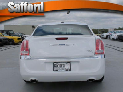 2012 Chrysler 300C  Base