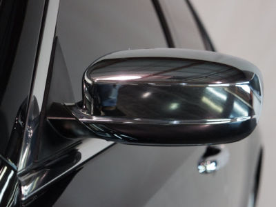 2011 Chrysler 300C  Base