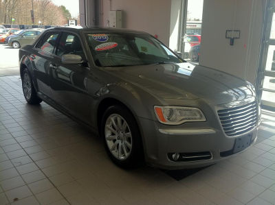 2012 Chrysler 300C  Base