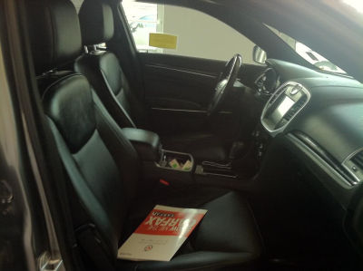 2012 Chrysler 300C  Base
