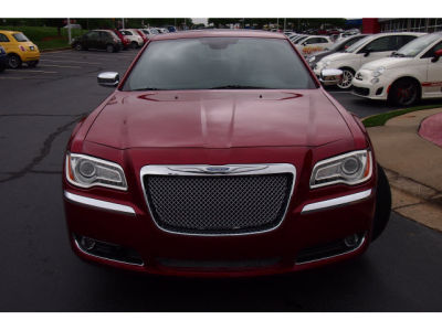 2011 Chrysler 300C  Base