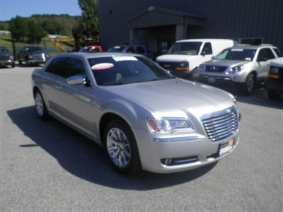 2011 Chrysler 300C  Base