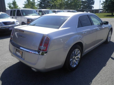 2011 Chrysler 300C  Base