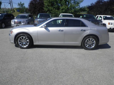2011 Chrysler 300C  Base