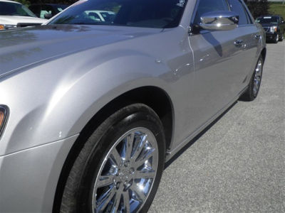 2011 Chrysler 300C  Base