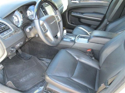 2012 Chrysler 300C  Base