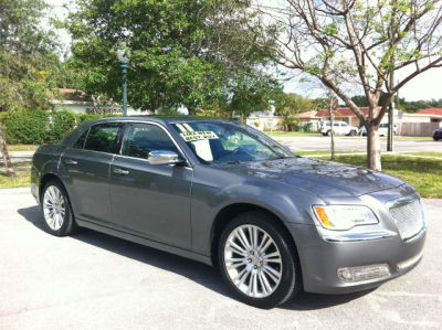 2011 Chrysler 300C  Base