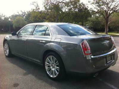 2011 Chrysler 300C  Base