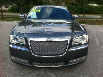 2011 Chrysler 300C  Base