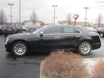 2012 Chrysler 300C  Base