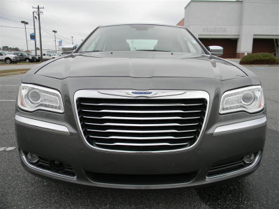 2011 Chrysler 300C  Base