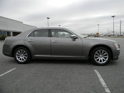 2011 Chrysler 300C  Base