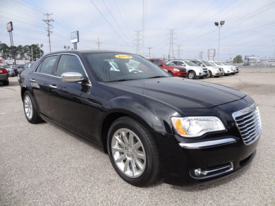 2012 Chrysler 300C  Base