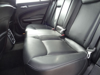 2012 Chrysler 300C  Base