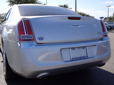 2011 Chrysler 300C