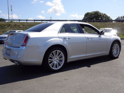 2011 Chrysler 300C