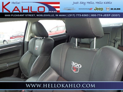 2010 Chrysler 300C  300S