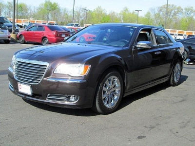 2012 Chrysler 300C  Base