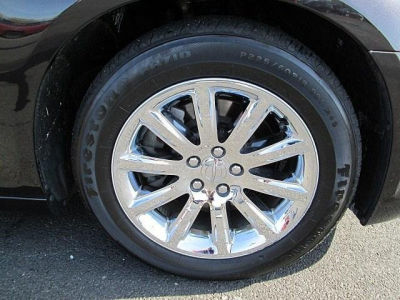 2012 Chrysler 300C  Base