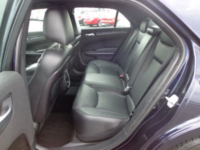 2012 Chrysler 300C  Base