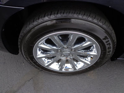 2012 Chrysler 300C  Base