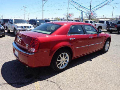 2010 Chrysler 300C  Base