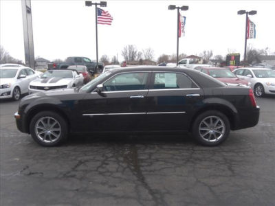 2010 Chrysler 300C  Base