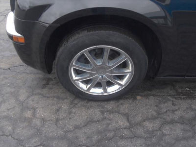 2010 Chrysler 300C  Base