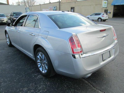 2012 Chrysler 300C  Base