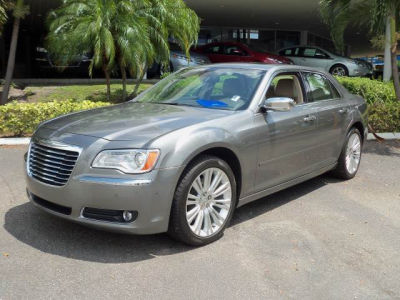 2011 Chrysler 300C  Base