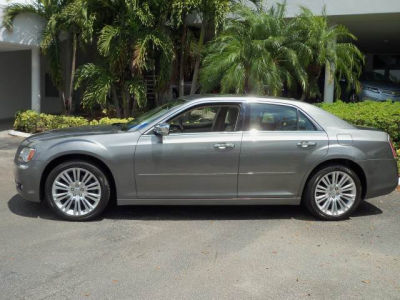 2011 Chrysler 300C  Base
