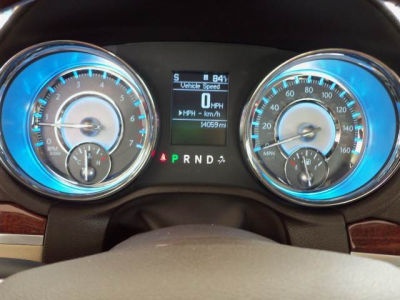 2011 Chrysler 300C  Base