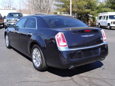 2012 Chrysler 300C  Base