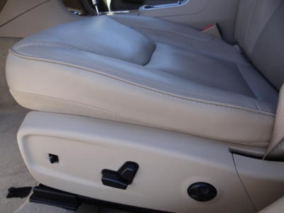 2012 Chrysler 300C  Base