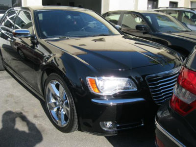 2012 Chrysler 300C  Base