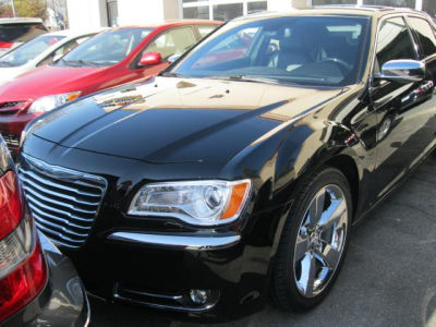 2012 Chrysler 300C  Base