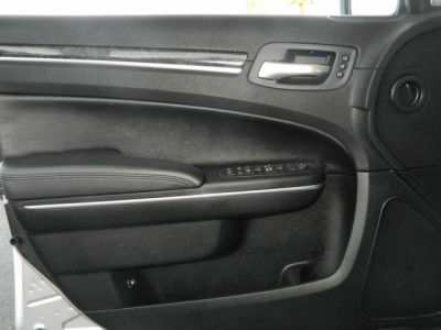 2012 Chrysler 300C  Base