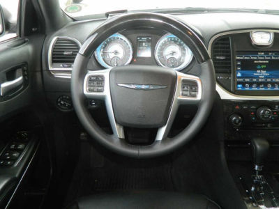 2012 Chrysler 300C  Base